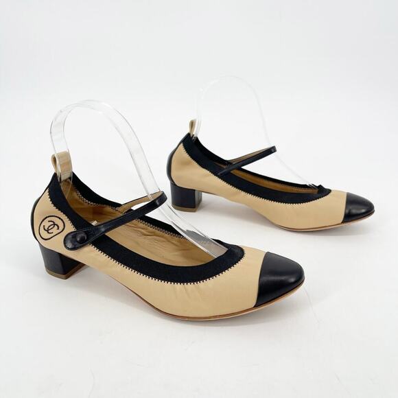 Chanel Retro y2k Beige & Black CC Cap Toe Leather Mary Jane Strap Heels EU 38.5 - Picture 2 of 12